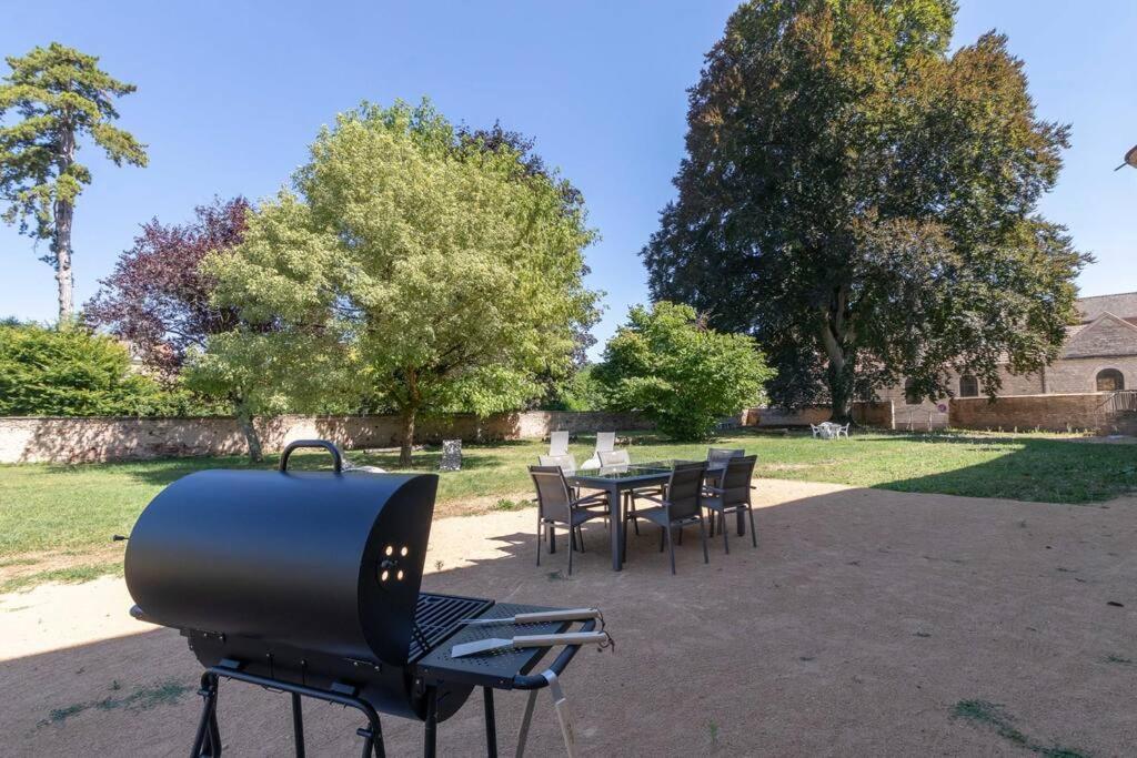 Cabana & Le Gite Du Chateau - Proche Macon Nord Lugny Exterior foto